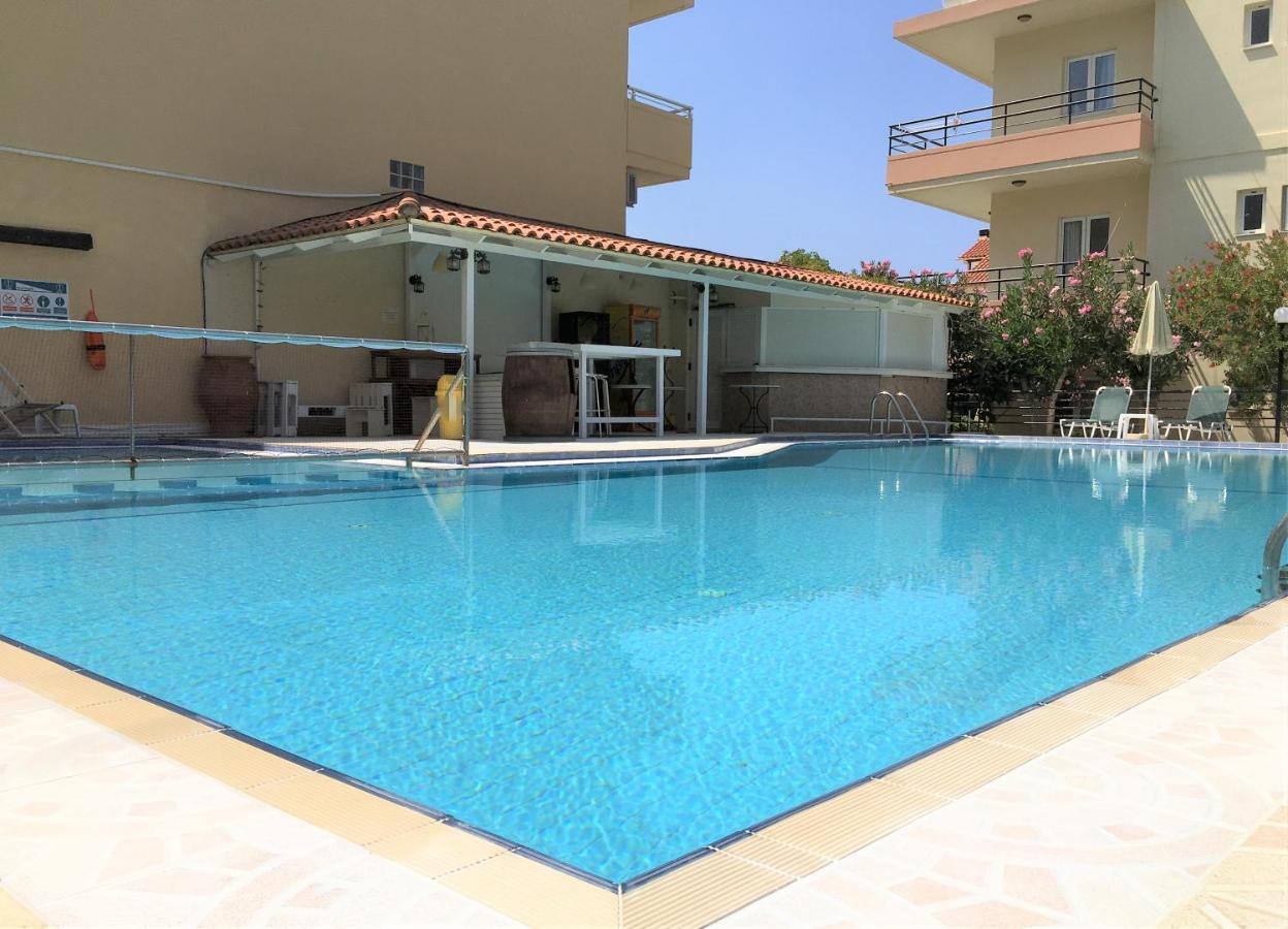 Evdokia Αpartments & Dimitra Village Agia Marina Zewnętrze zdjęcie