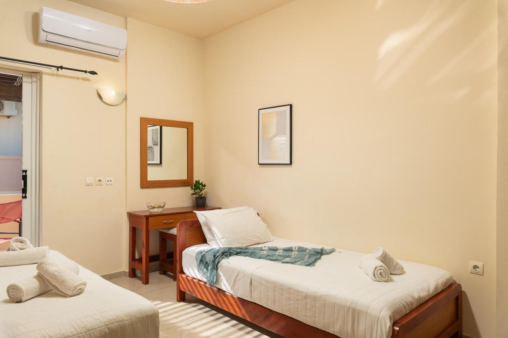 Evdokia Αpartments & Dimitra Village Agia Marina Zewnętrze zdjęcie