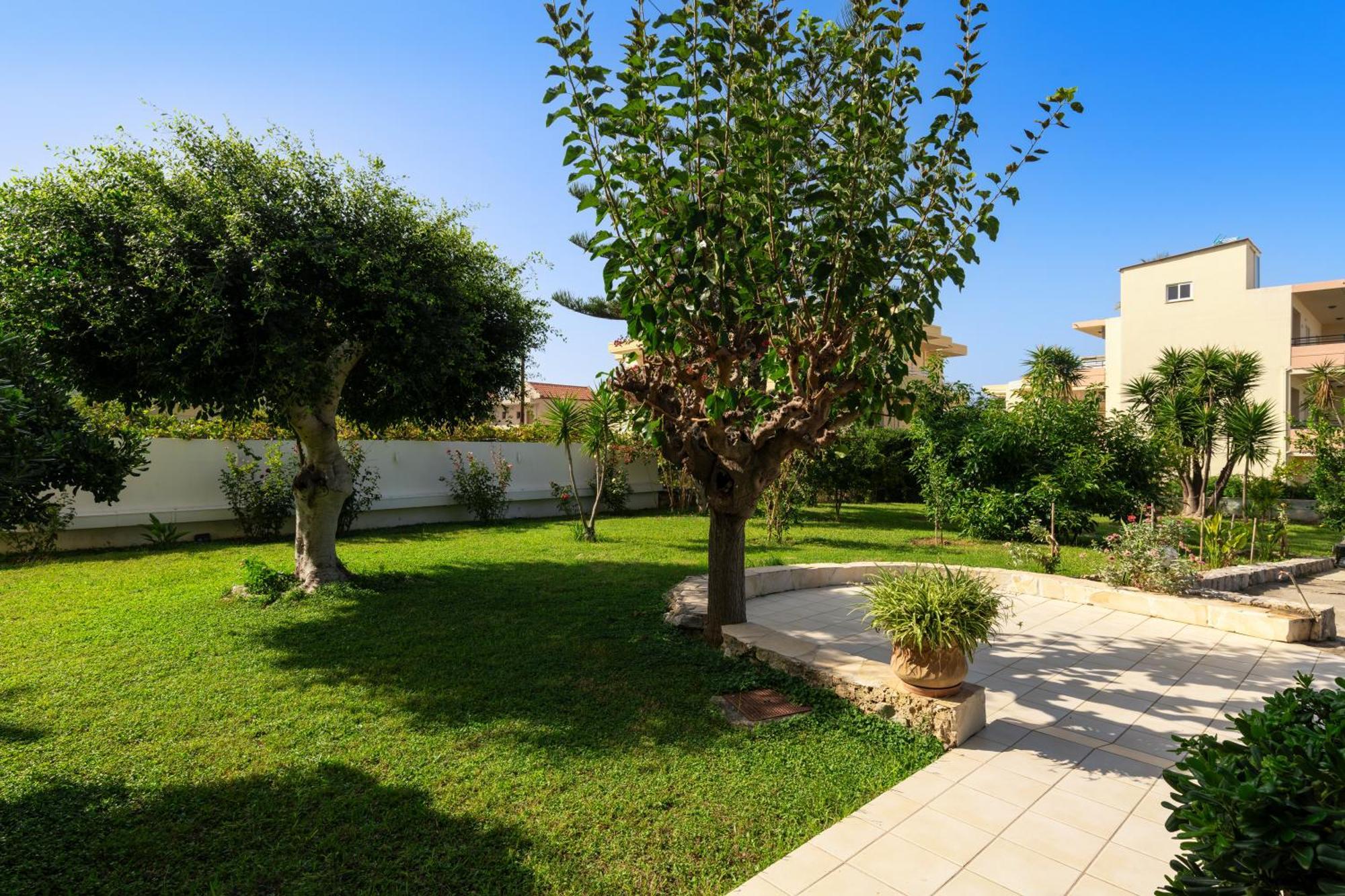 Evdokia Αpartments & Dimitra Village Agia Marina Zewnętrze zdjęcie